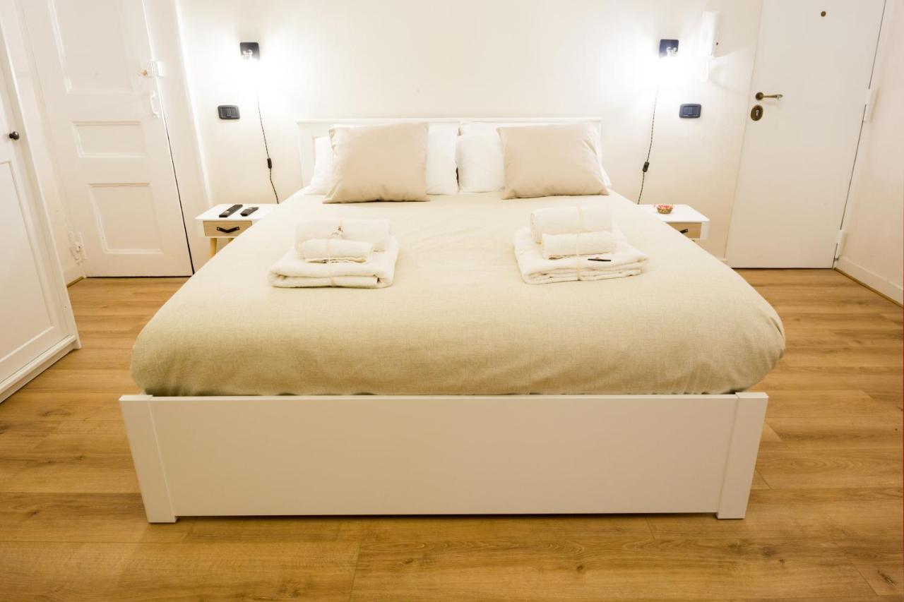 Residenza Sforza Apartment 1 Napoli Esterno foto